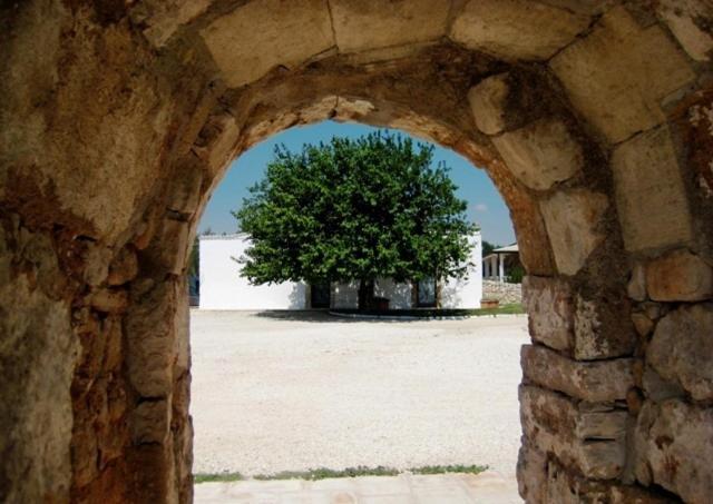 Masseria Quis Ut Deus 크리스피아노 외부 사진